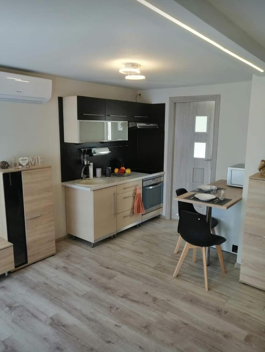 Domek Pod Lasem Opole Exterior foto